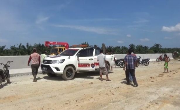 Mobil K3 Milik PT HKI Disandera di Langkat Gegara Dituding Rusak Lahan Warga