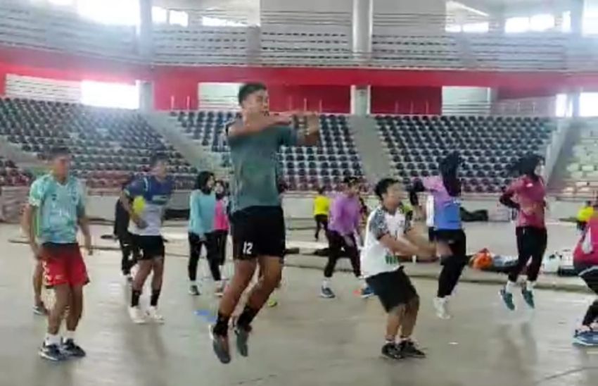 Lompatan Atlet Voli Sumut Nyaris Capai 3 Meter, Siap Berebut Medali di PON XXI 2024 Aceh-Sumut