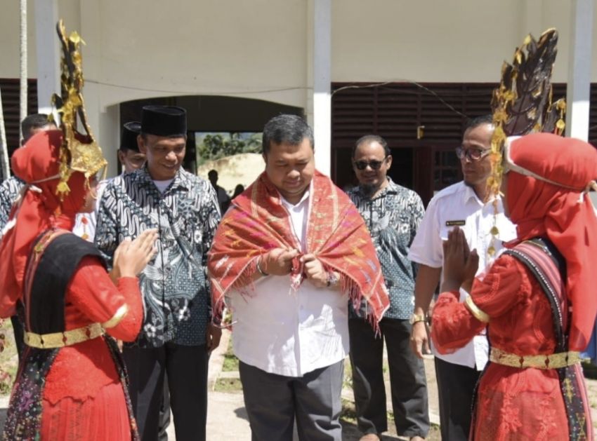 Bupati Tapsel Hadiri Sosialisasi Penguatan Kerukunan Antar Umat Beragama