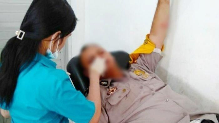 Dituduh Begal, Polisi Polrestabes Medan Dipukuli dan Ditikam Warga di Doulu-Karo