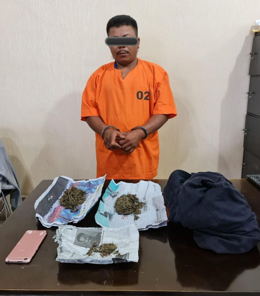 Agen Ganja Namateran Ditangkap saat Berada Dipinggir Jalan