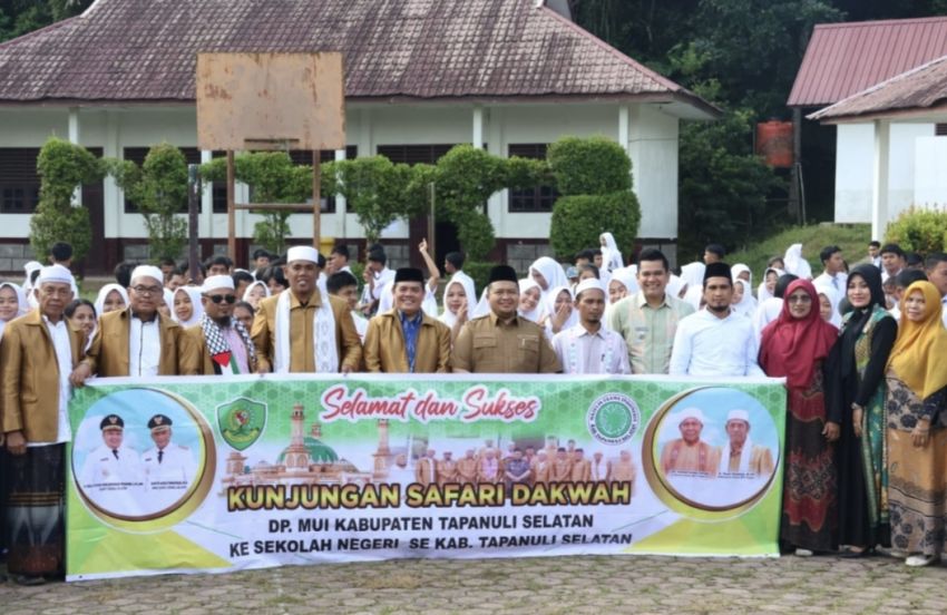 Bupati Tapsel Hadiri Safari Dakwah DP MUI di SMAN 1 Angkola Selatan