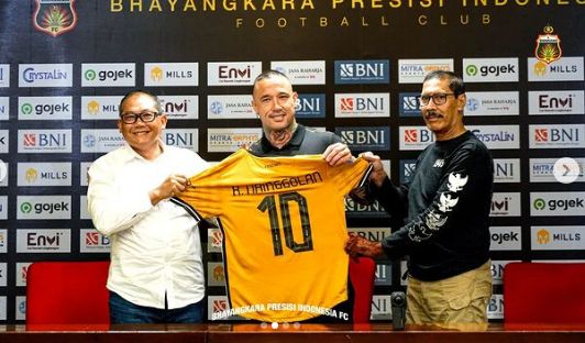 Pernyataan Radja Nainggolan Usai Resmi Gabung Bhayangkara FC, Tak Tahu Liga Indonesia dan Ingin Coba Hal Baru