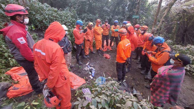 Update Erupsi Marapi Sumbar: 9 Jenazah Pendaki Dievakuasi, Total Korban Jiwa 22 Orang