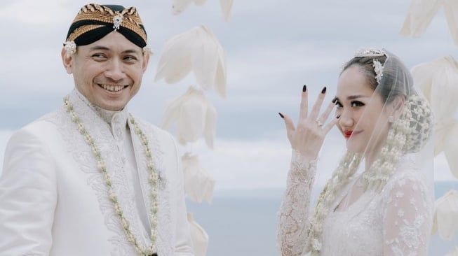 Seminggu Menikah BCL Tulis Pesan pada Suaminya Tiko Aryawardhana: Tetaplah Menjadi Orang Baik