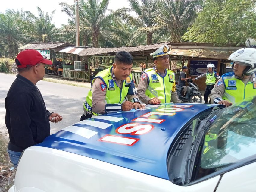 Patroli Sat Lantas Polres Sergai Berhasil Menekan Penggunaan Knalpot Brong di Teluk Mengkudu