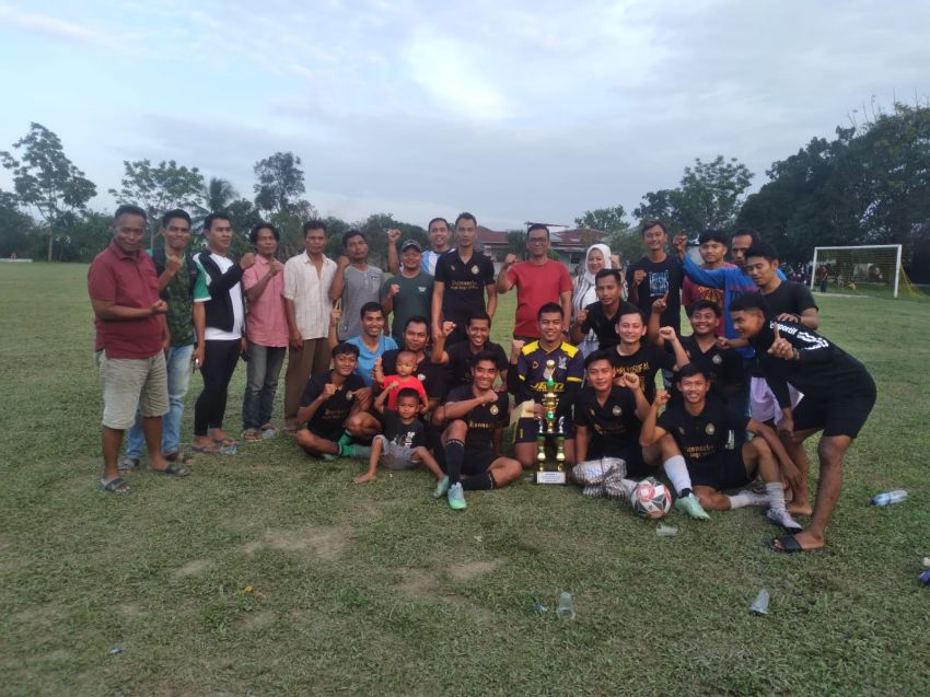 Ditutup Joko Susilo, Tim Silaturahmi Juara Sepakbola Bandar Klippah Cup I, Terbaik dari 16 Tim