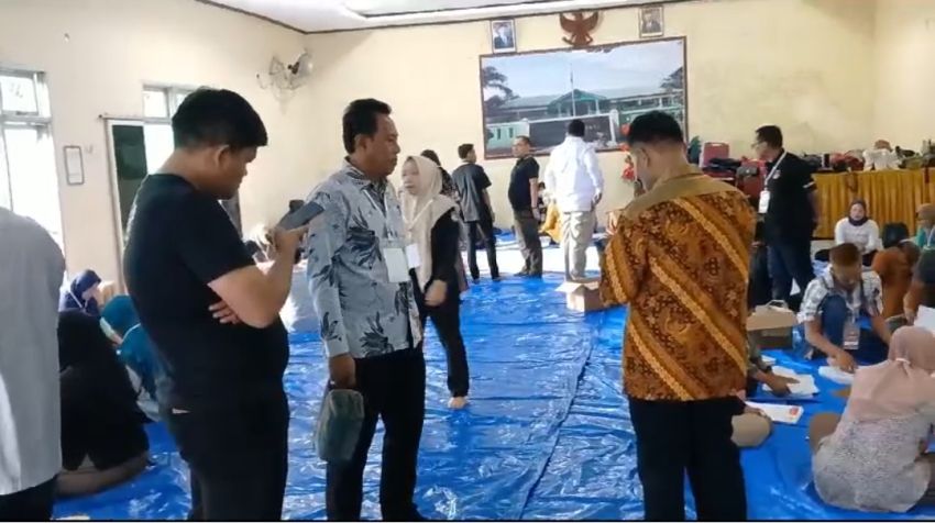 Hari Pertama Lipat dan Sortir, KPU Binjai Temukan 2 Surat Suara Rusak