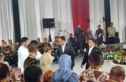 Anies dan Prabowo Kembali Berjabat Tangan di Acara Paku KPK