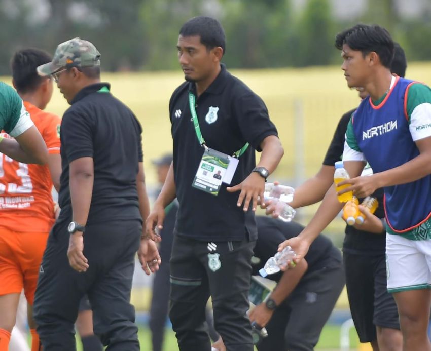 Miftahudin Dipecat, Legimin Rahardjo Caretaker PSMS Lawan Semen Padang