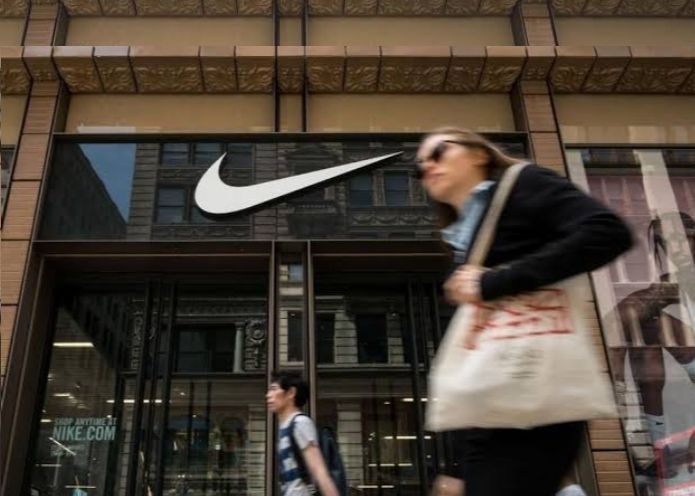 Penjualan Anjlok, Nike PHK Massal 1.600 Karyawan