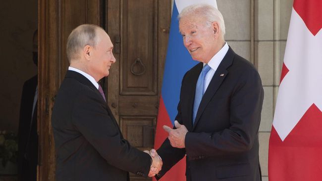 Makin Memanas! Joe Biden Sebut Putin 'Bajingan Gila', AS Siap Perang dengan Rusia