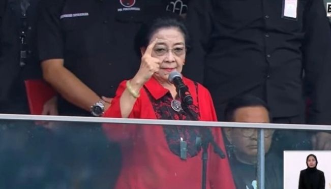 Megawati Soekarnoputri: Hei Polisi, Hei Tentara, Jangan Intimidasi Rakyatku