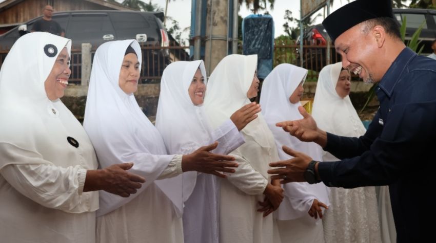 Sekda Tapsel Hadiri Safari Ramadan 1445 H di Masjid Asy Syuhada Marancar