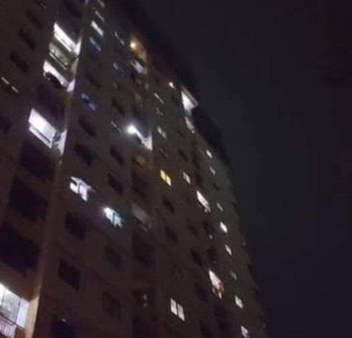 Gila! Satu Keluarga di Jakarta Bunuh Diri Bareng,  Saling Terikat Lalu Lompat dari Lantai 22 Apartemen