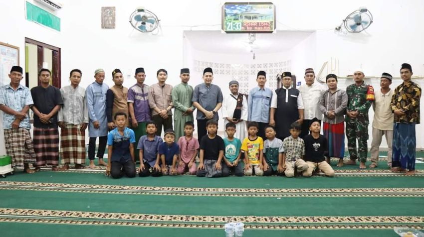 Kunjungi 12 Masjid di Sergai, Safari Ramadhan 2024 RIS Dipimpin dr. Riski Hasibuan