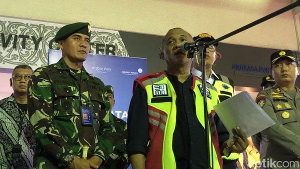 Merapi Erupsi, 40 Penerbangan Terdampak Akibat Penutupan Bandara Minangkabau