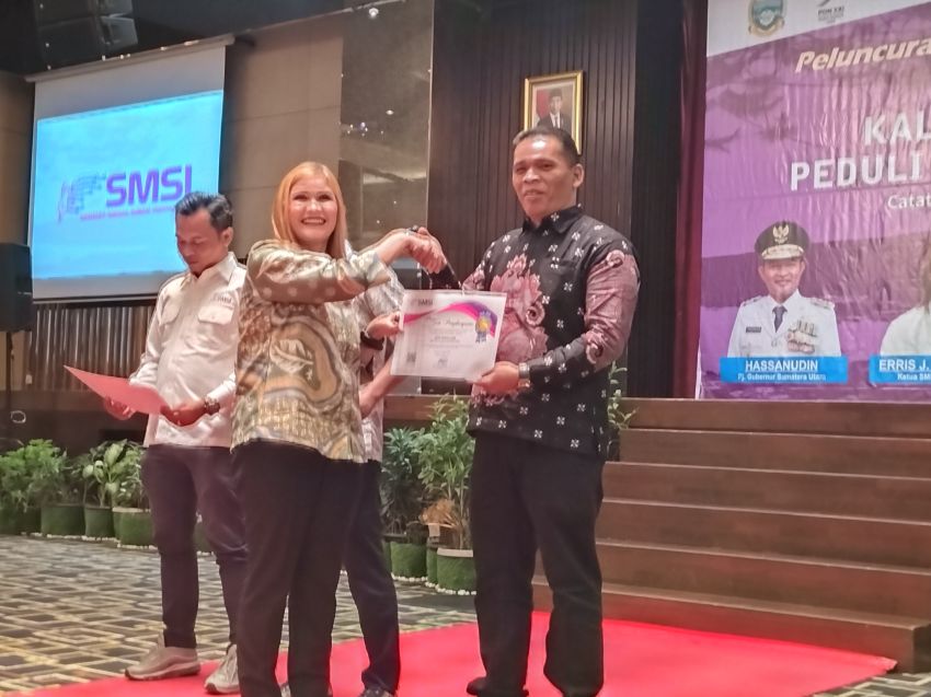 Terima Penghargaan, SMSI Madina Siap Besarkan SMSI di Indonesia
