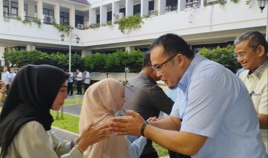 Bobby Nasution Absen Pimpin Apel ASN Pasca Libur Lebaran
