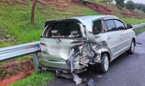 1 Orang Tewas dan 2 Luka dalam Kecelakaan di Bahu Jalan Tol Cipali