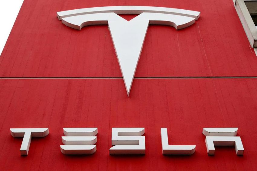 Elon Musk Turunkan Harga Tesla Model Y, Model X dan Model S Rp 32 Juta