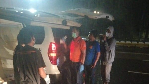 Jenazah Pria Ditemukan di Freezer Mobil Es Krim di Sudirman Jakarta