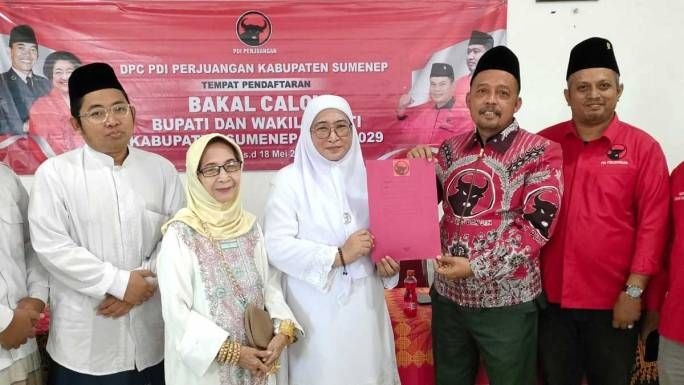 Lewat Parpol PDIP Sumenep, Dewi Khalifah Daftar Bacawabup
