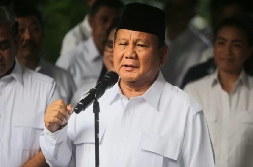 Prabowo Sebut Jokowi Perintahkan Semua Menteri Beri Data ke Dirinya