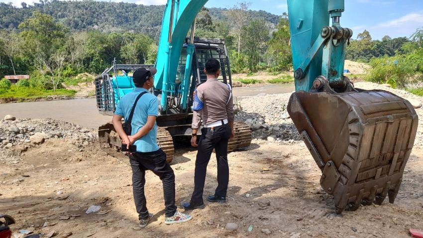 Polres Madina Terus Jaga 10 Unit Excavator di Lokasi PETI Kotanopan