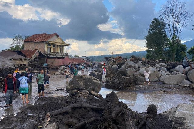 Update Korban Banjir Bandang Sumbar: 58 Tewas, 35 Orang Proses Pencarian