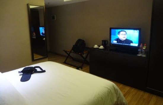 Mabuk Berat, Turis Asal China Hancurkan Perabotan Hotel