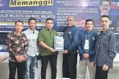 Riski Ramadhan Hasibuan Ambil Formulir Pendaftaran Bacalon Wakil Walikota Tebingtinggi ke PPP dan Nasdem