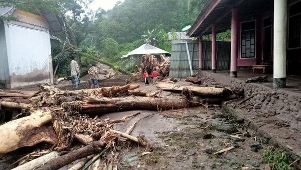 Update Korban Banjir 'Galodo' di Sumbar, 37 Orang Ditemukan Meninggal Dunia