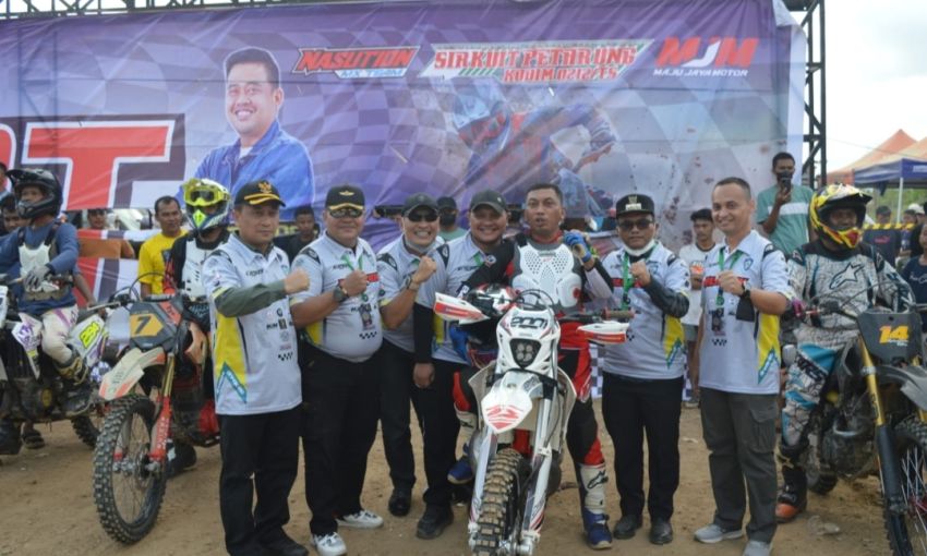 Event Kejuaraan Grastrack dan Motocross Nasution MX Resmi Ditutup Dandim 0212/TS