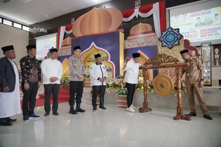 Bupati Franc Bernhard Tumanggor Buka MTQ ke-21 Tingkat Kabupaten Pakpak Bharat