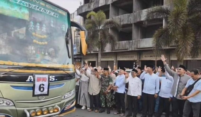 Pj Wali Kota Lepas Calhaj Kota Padangsidimpuan