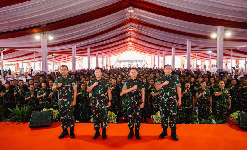 Panglima TNI Berikan Pengarahan Kepada Para Komandan Satuan Jajaran TNI