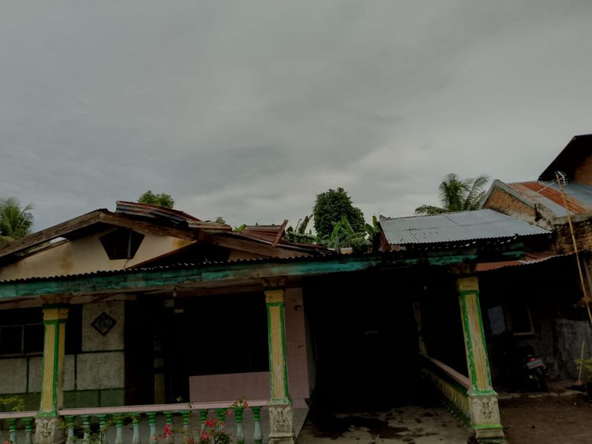 Angin Puting Beliung Terbang Rumah Warga Desa Jatimulyo, Pemkab Sergai Belum Turun ? 