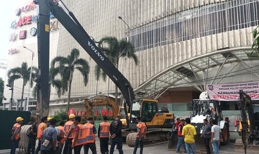 Tak Kunjung Bayar Pajak, Pemkot Medan Beri Waktu Sepekan Kosongkan Mal Centre Point