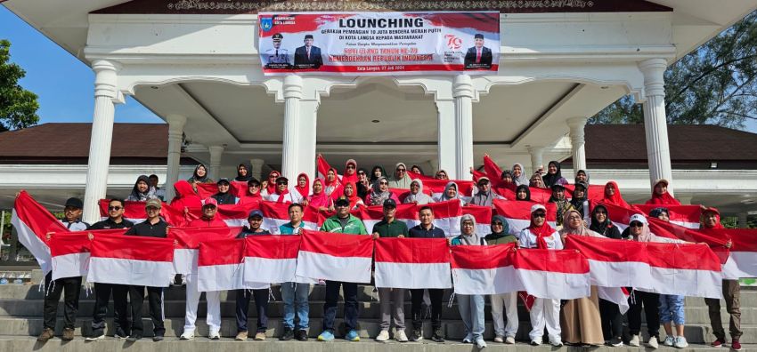 Pemko Langsa Bagikan 10 Juta Bendera Merah Putih kepada Masyarakat 