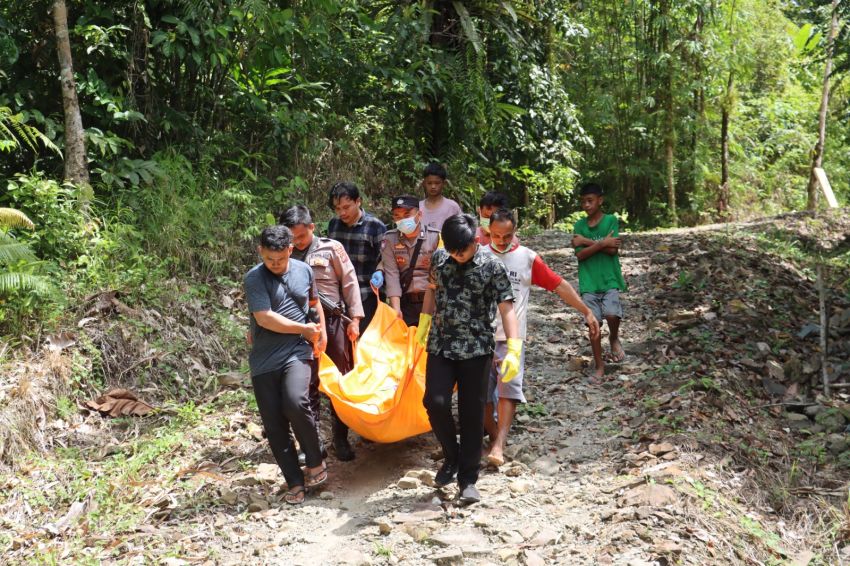 Warga Desa Banua Sibohou Ditemukan Meninggal di Rumahnya, Diduga Sendiri Selama Tiga Tahun