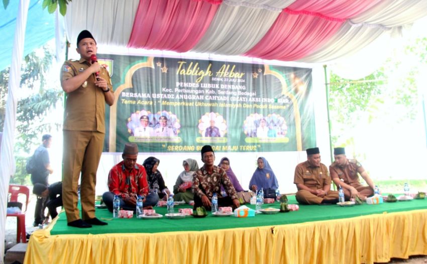 Wabup Adlin Tambunan Hadiri Tablig Akbar Desa Lubuk Dendang