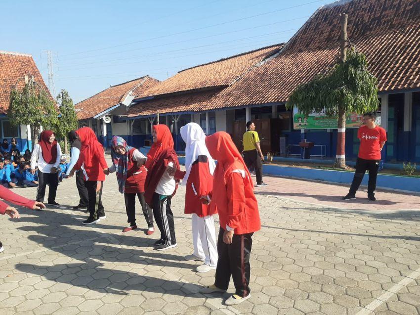 Gelar Permainan Tradisional Yang Hampir Punah, SMP Negeri 6 Pemalang Dapat Apresiasi dari Budayawan