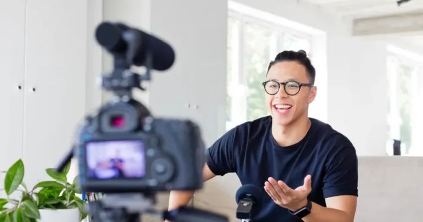 Begini Cara Menghitung Pajak Penghasilan Untuk Influencer, Selebgram, Youtuber dan Konten Kreator Lainnya Wajib Tahu!