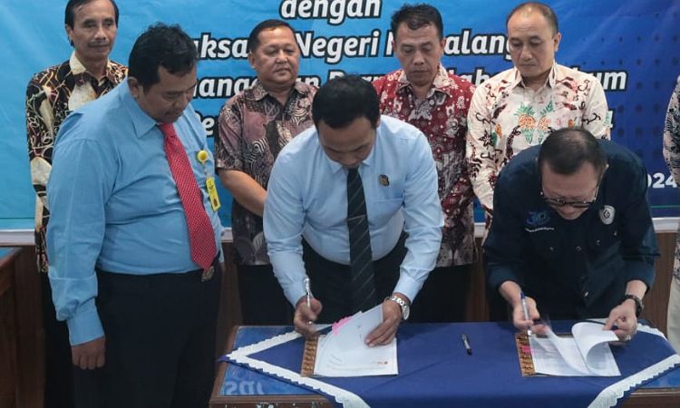 Perpanjangan Kerja Sama Antara Perumda Tirta Mulia Dan Kejaksaan Negeri Pemalang Ditanda Tangani Bersama 