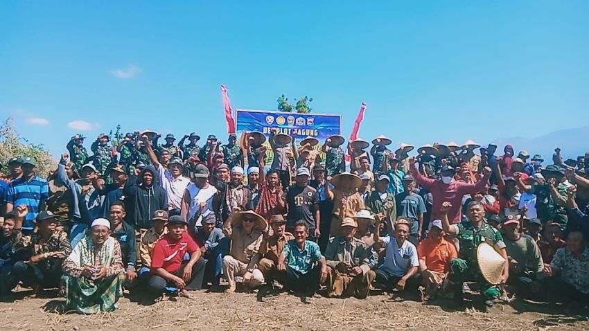 Wujudkan Kemanunggalan TNI dengan Petani:  TNI Launching Pupuk Organik Cair Berbahan Rumput Laut dan Bangun Metode Tani Lestari