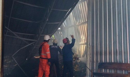 Pabrik Kerupuk di Sidowayah Klaten Terbakar, 3 Orang Dilarikan ke RS Alami Sesak Nafas