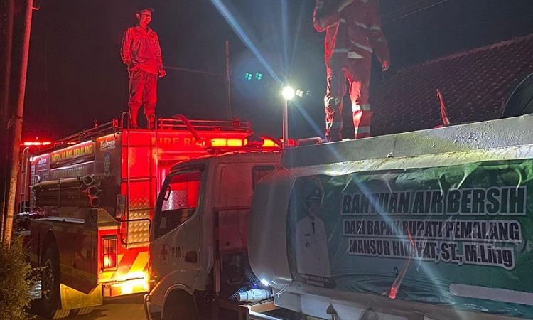 Malam Hari, Satu Unit Rumah di Pemalang Ludes Terbakar, Kerugian hingga Ratusan Juta Rupiah