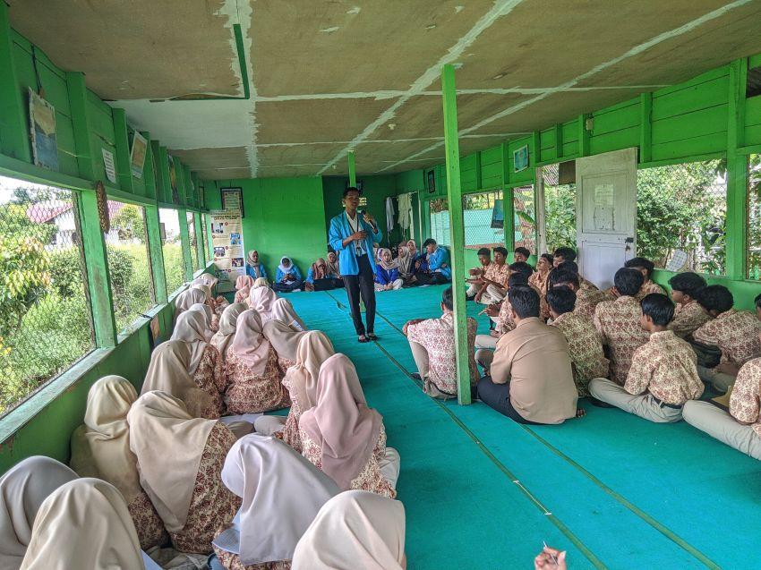 Kasus Bullying Meningkat, UKM KDH FH UNSAM Sosialisasikan Pencegahan Bullying