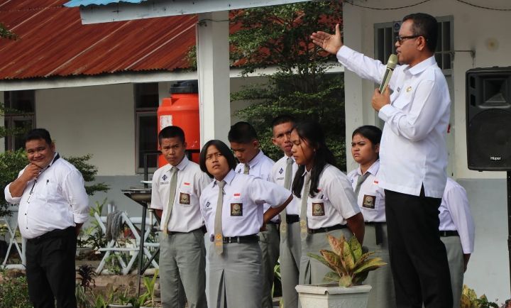 Motivasi Pelajar Agar Sukses, Bupati Toba: Jangan Pantang Menyerah